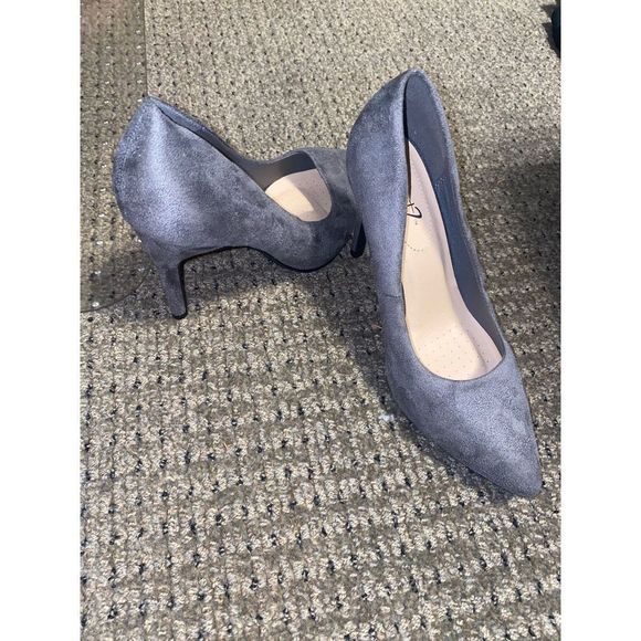 YNOT grey suede pumps size 8m, NWOT - Picture 2 of 6